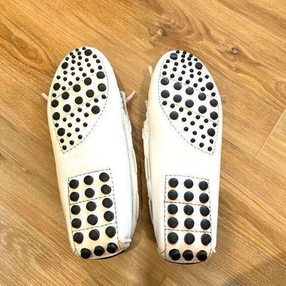 MINNETONKA White Leather Softsole Moccasins Size 6.5 - Picture 4 of 6